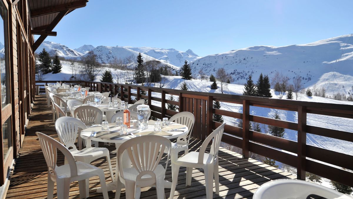 terrasse restaurant alpe d'huez